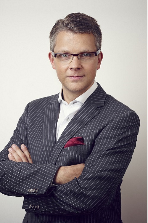 Benjamin Schüler Benjamin Schüler